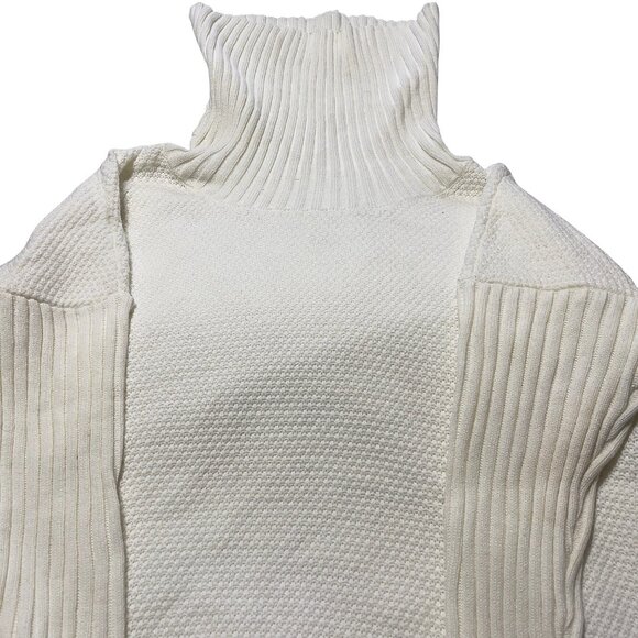 Winter Layers – Off-White Knit Turtleneck Sweater Waffle & Rib Texture Size 0M - Picture 6 of 9